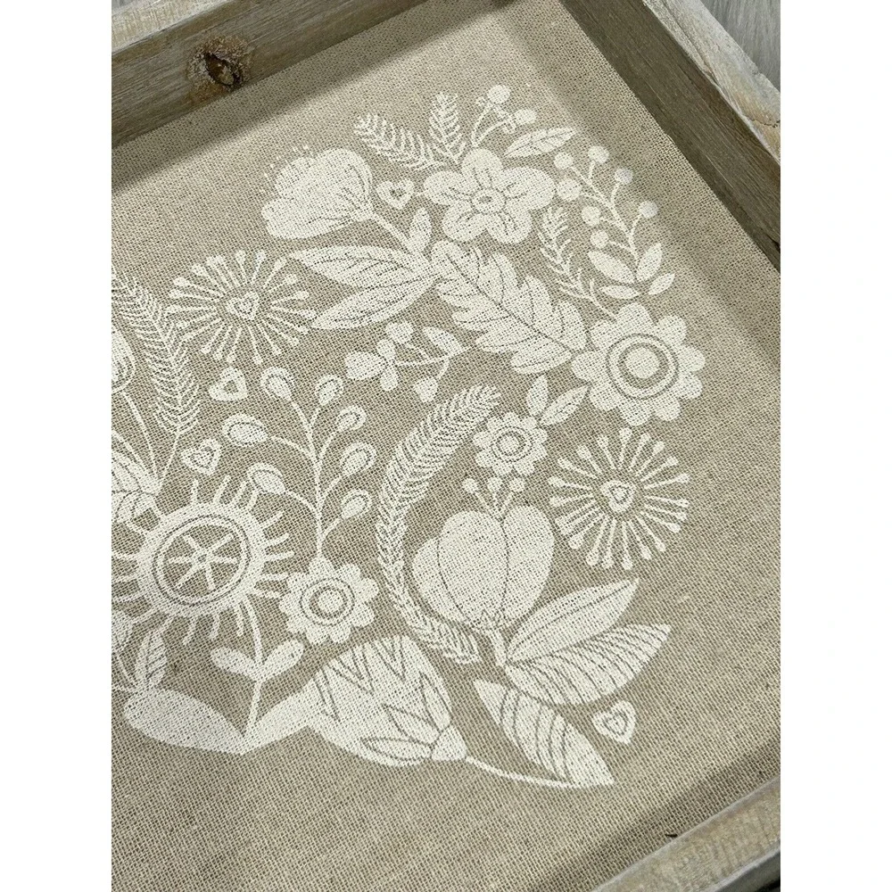 Wall Hanging, Sweet Flower‎ B Designs White Flower Heart